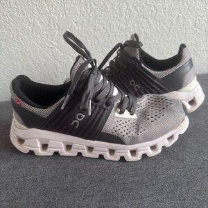 On Cloud Cloudswift size 7